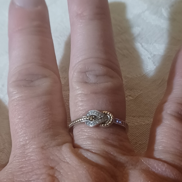 Lagos Newport Petite Two Tone Knot Diamond Ring, SS & 18k - Picture 10 of 11